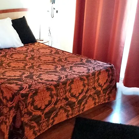 Logis La Caravelle Hotel Toulouse