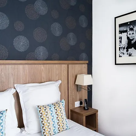 Logis La Caravelle מלון 3*